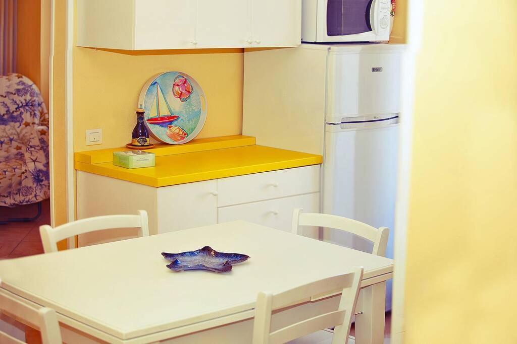 Centrally Located Apt By Harbour With Elevator サンレモ エクステリア 写真